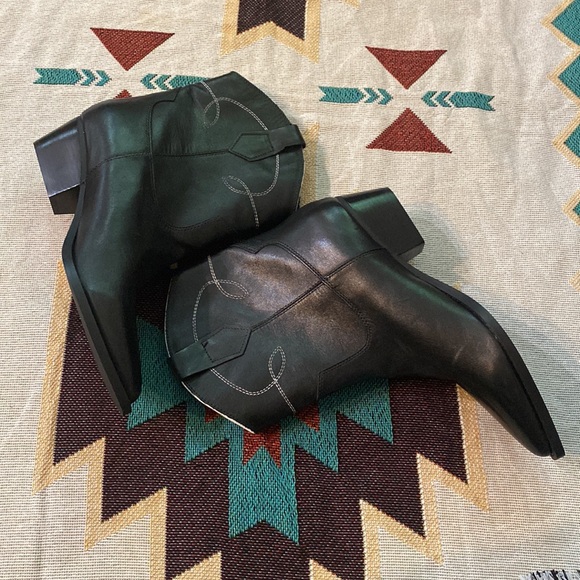 Marc Fisher Women’s Nonie Ankle Boots ✨ - Picture 10 of 13